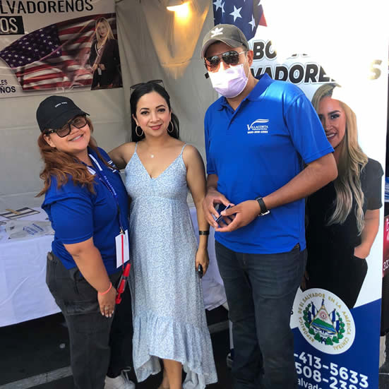 Compartiendo con la comunidad salvadoreña en el día del salvadoreño