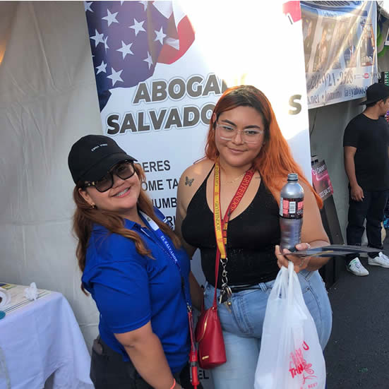 Compartiendo con la comunidad salvadoreña en el día del salvadoreño